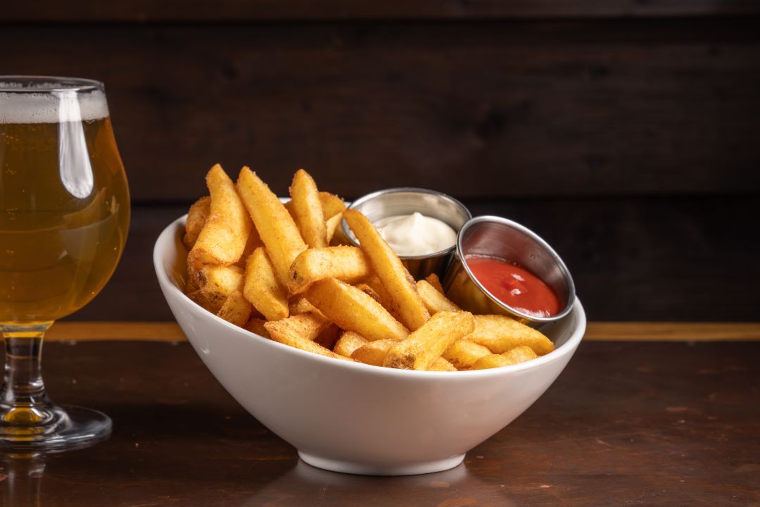 fries with dipping sauce